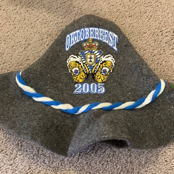 Oktoberfest - 2005 - hat - Picture 1 of 2